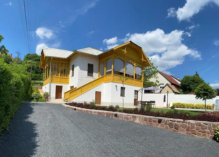 Segesdy Villa